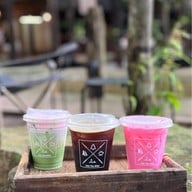 เมนูของร้าน Into The Wild