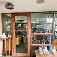Mareeji cafe & casual dining สุขุมวิท36