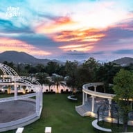 บรรยากาศ La Vista Restaurant