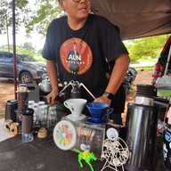 อั๋น สโลบาร์ ร้านกาแฟในสุสาน เขาฉลาด