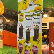 Nik Ku sai ตลาดศรีภูวไนท์มาร์เก็ต นิคูไซ