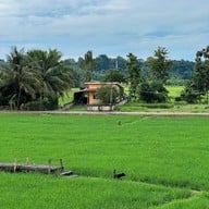 แสงทอง เทอเรส