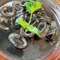 เมนูของร้าน ก๋วยเตี๋ยวไก่ ข้าวขาหมู สะพานควาย