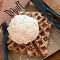 RAWR Cafe