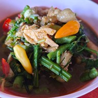 ครัวดีแตก (ลาบ อีสาน-เหนือ ต้มแซ่บ ส้มตำ)