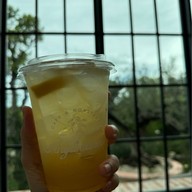 อัญมณีคาเฟ่แอนด์โรสเตอรี่ บางเสาธง สมุทรปราการ