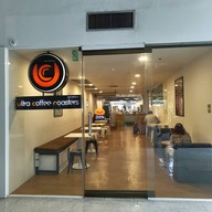 หน้าร้าน Ultra Coffee Roasters  อาคารบางกอกสหประกันภัย (BUI)