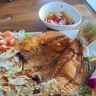 เมนูของร้าน ครัวไข่มุก สะพานปลา ชะอำ