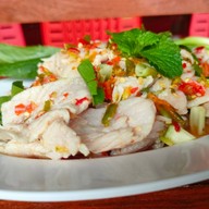 ครัวดีแตก (ลาบ อีสาน-เหนือ ต้มแซ่บ ส้มตำ)