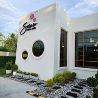 บรรยากาศ Snow House Cafe จตุจักรชลบุรี