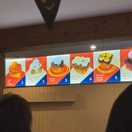 Tay Table and Toast -