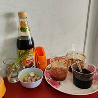 ร้านอาชีพก๋ง