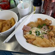 เมนูของร้าน แอนก๋วยเตี๋ยวคั่วไก่ อุดมสุข