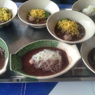 ก๋วยเตี๋ยวเรือจ่าปุ๋ม