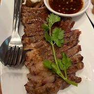 เมนูของร้าน Welovewine - อาหารไทยพื้นบ้าน จีน ญี่ปุ่น ยุโรป ครบจบที่เดียว