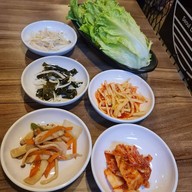 Seoul Light Korean BBQ Narathiwas - ratchanakarin road