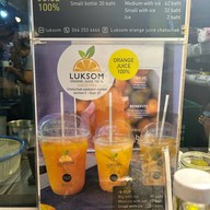 LUKSOM ORANGE JUICE 100 % Jatujak