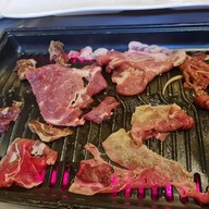 Seoul Light Korean BBQ Narathiwas - ratchanakarin road
