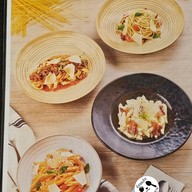 เมนู MoMo Cafe Marriott Sathorn Vista