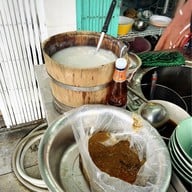 เจ้จูก๋วยจั๊บน้ำข้น