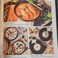 เมนู MoMo Cafe Marriott Sathorn Vista