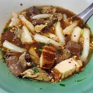 เจ้จูก๋วยจั๊บน้ำข้น