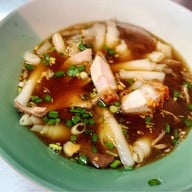 เจ้จูก๋วยจั๊บน้ำข้น