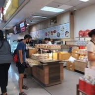 หน้าร้าน S&P Restaurant & Bakery เทสโก้โลตัส สุขุมวิท 50