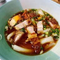 เจ้จูก๋วยจั๊บน้ำข้น