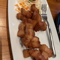 เมนูของร้าน Welovewine - อาหารไทยพื้นบ้าน จีน ญี่ปุ่น ยุโรป ครบจบที่เดียว