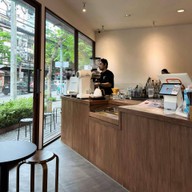 บรรยากาศ Huan coffee & roastery สุขุมวิท 101/1