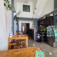 บรรยากาศ ข้าวไข่ข้นหน้าล้น by Long yum สถานีแซ่บ Long yum สถานีแซ่บ
