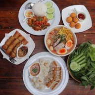 หมูกรอบสันติสุขลพบุรี ซอยสันติสุข เขาสามยอด