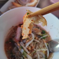 เมนูของร้าน ก๋วยเตี๋ยวเจ้สั้นต้มยำมะนาว