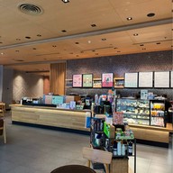 Starbucks Central พระราม 9 ชั้น 5