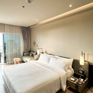 Cross Pattaya Pratamnak