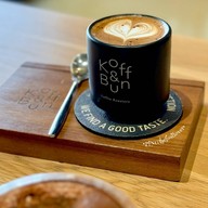 เมนูของร้าน Koff and Bun Coffee Roasters กัลปพฤกษ์