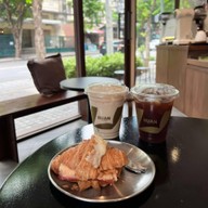 เมนูของร้าน Huan coffee & roastery สุขุมวิท 101/1