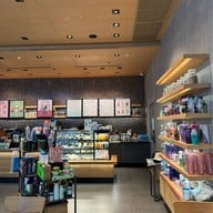 Starbucks Central พระราม 9 ชั้น 5