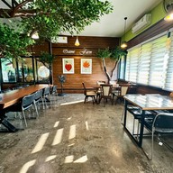 บรรยากาศ Ozone Farm