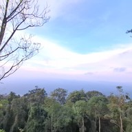 ผาตรอมใจ