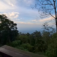 ผาตรอมใจ