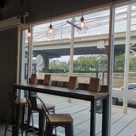 บรรยากาศ Bellinee's Bake & Brew อาคารเอกผล