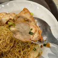 หอมดีหมี่เกี๊ยว ป้อมปราบศัตรูพ่าย (Pom Prap Sattru Phai)