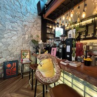 ร้านลุงป้าบ้านล่าง1991