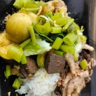 บาร์ขนมจีนบุฟเฟ่ต์  คาลเท็กซ์ ราชพฤกษ์