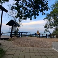 ผาตรอมใจ