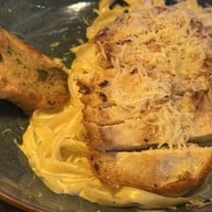 Sea la Vie Beach Bar and Bistro