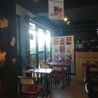 บรรยากาศ ก.ไก่ FARM OUTLET