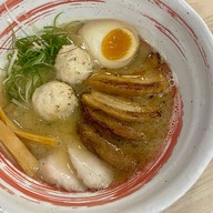 เมนูของร้าน Ramen Desu People Park